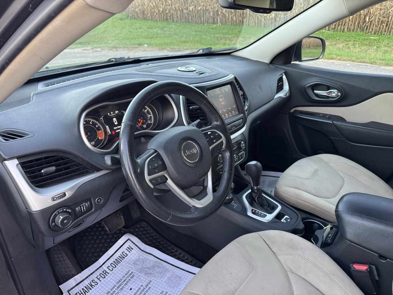 Jeep Cherokee Latitude 4WD 2015