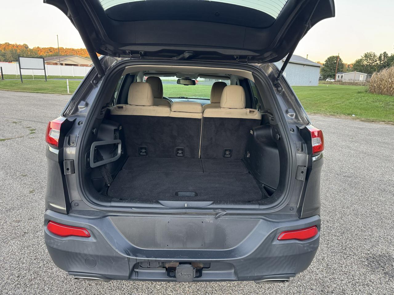 Jeep Cherokee Latitude 4WD 2015