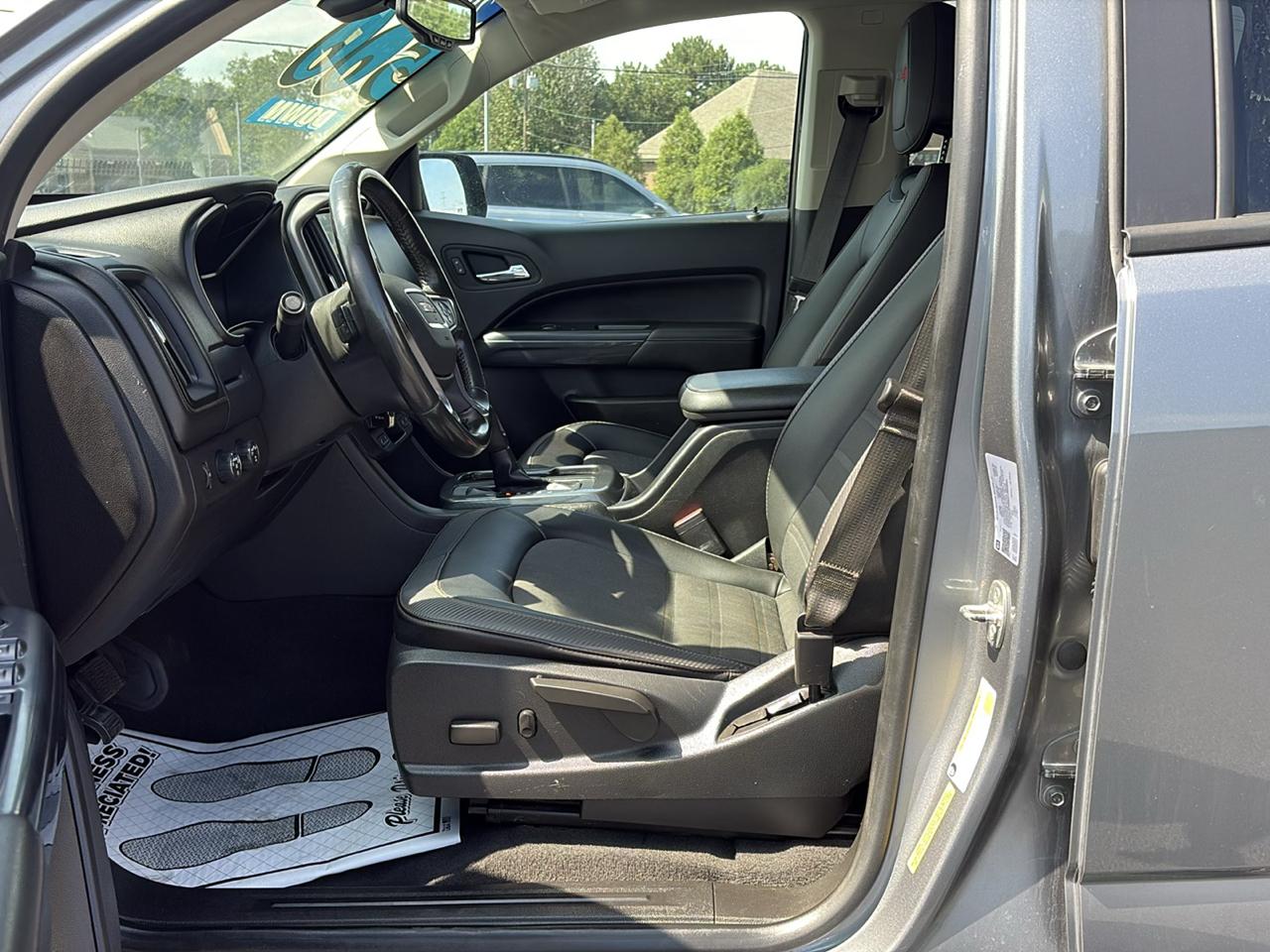 GMC Canyon AT4 Crew Cab w/Cloth 4WD 2021