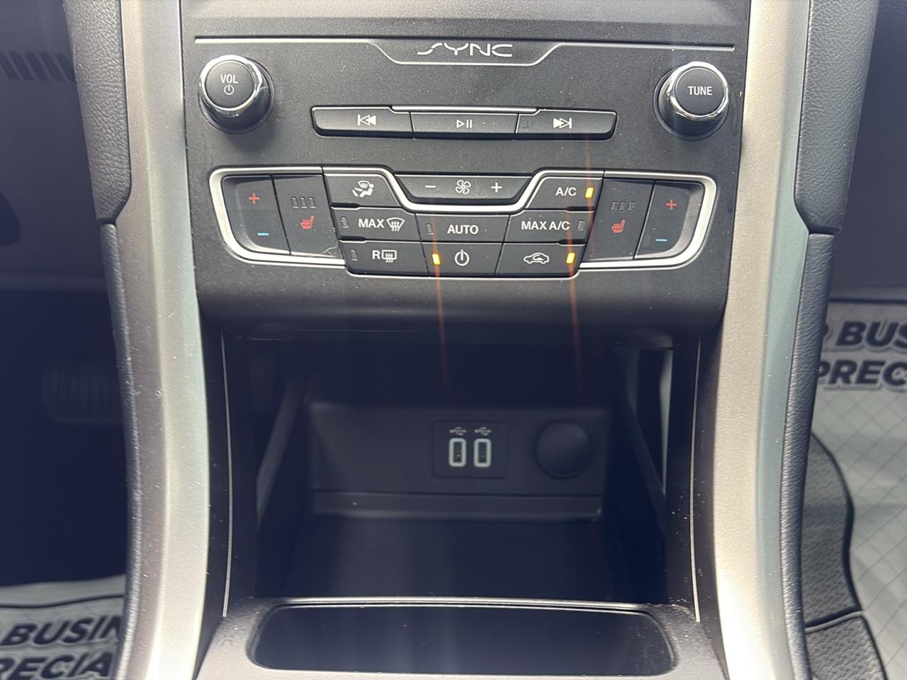 Ford Fusion SEL 2020