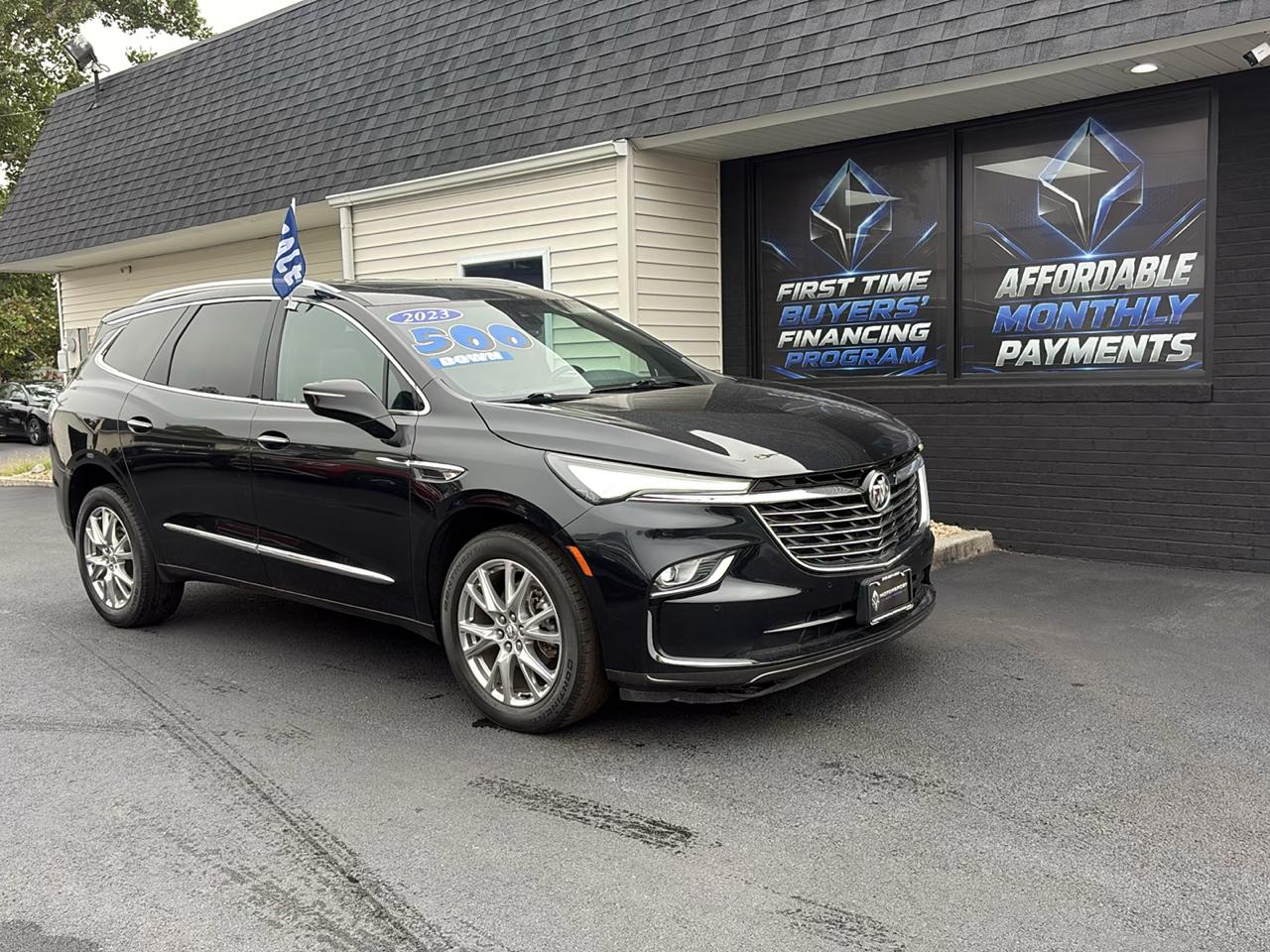 2023 Buick Enclave Essence AWD