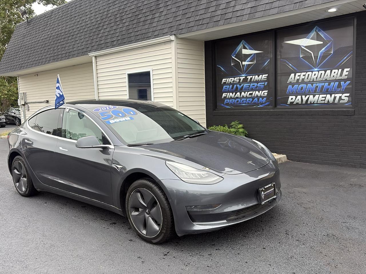 2019 Tesla Model 3 Mid Range