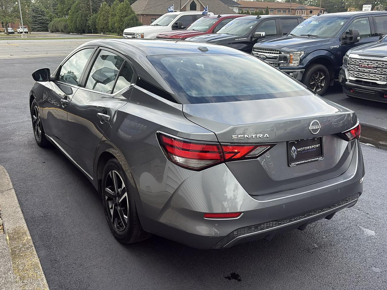 Nissan Sentra SV 2025