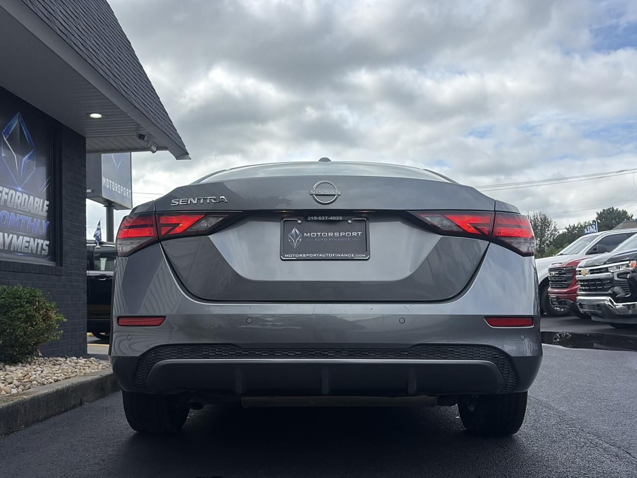 Nissan Sentra SV 2025