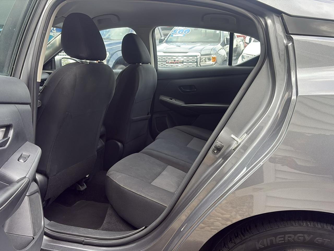 Nissan Sentra SV 2025