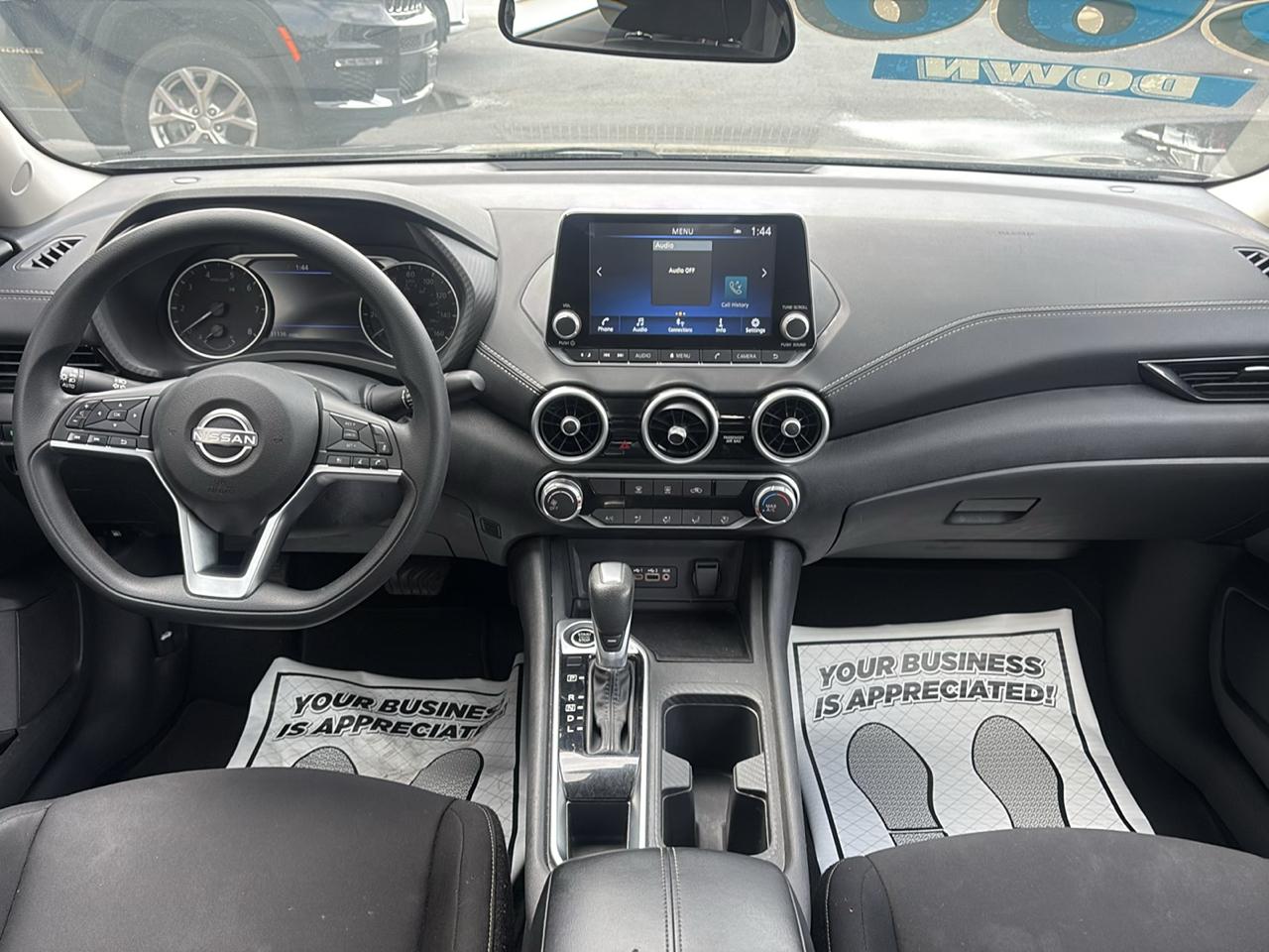 Nissan Sentra SV 2025