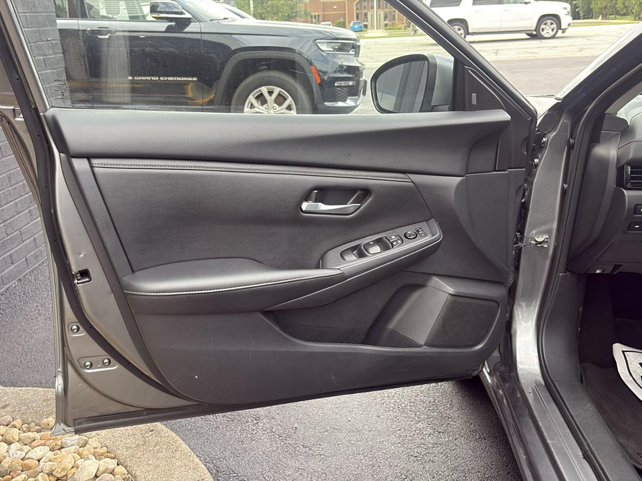 Nissan Sentra SV 2025
