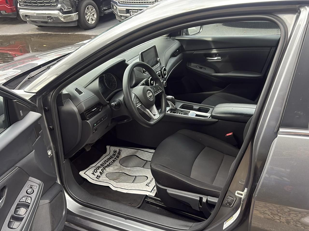 Nissan Sentra SV 2025