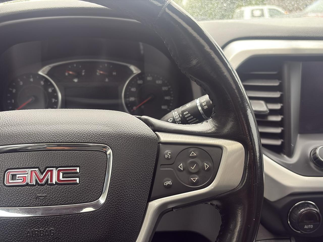 GMC Acadia SLT-1 AWD 2019