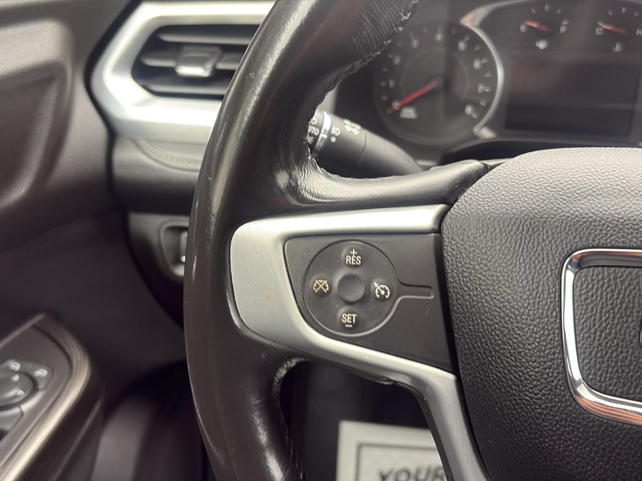 GMC Acadia SLT-1 AWD 2019