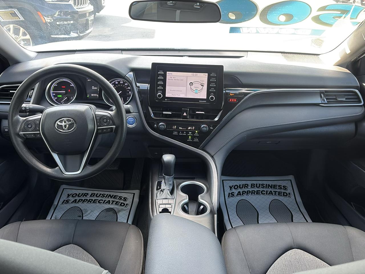 Toyota Camry Hybrid LE 2021