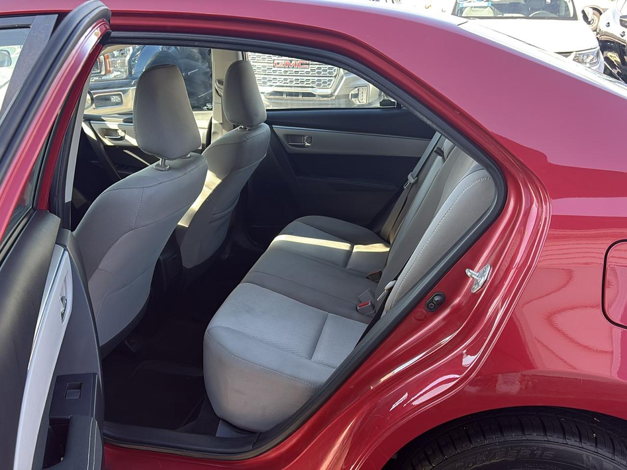 Toyota Corolla LE CVT 2016