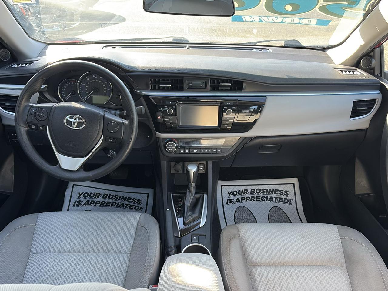Toyota Corolla LE CVT 2016