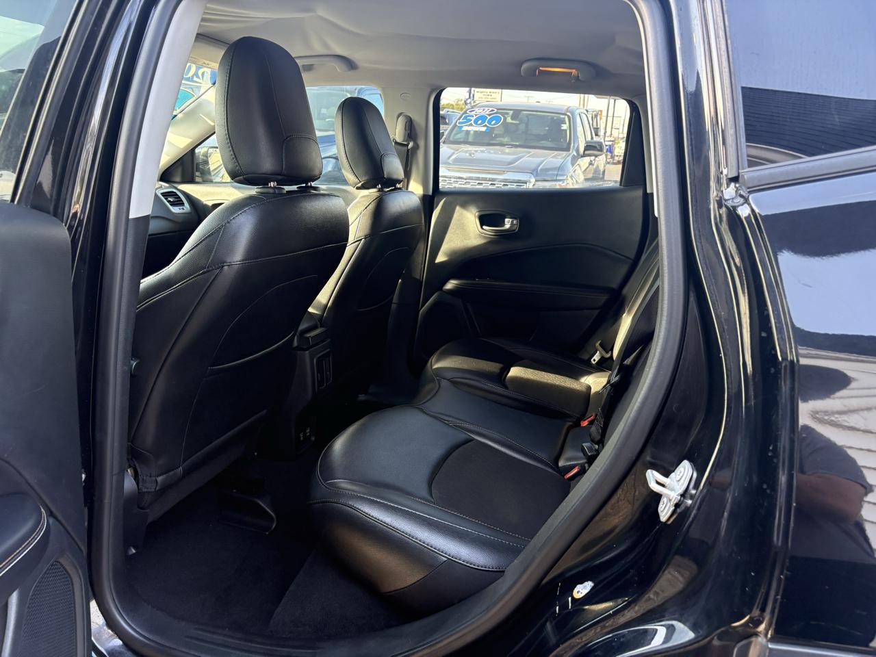 Jeep Compass Latitude FWD 2019