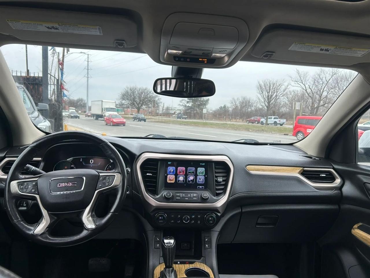 GMC Acadia Denali AWD 2017