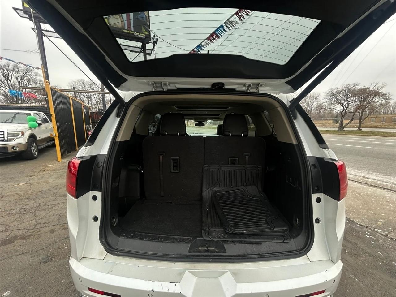 GMC Acadia Denali AWD 2017