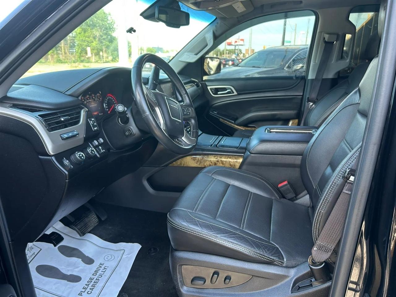 GMC Yukon Denali 4WD 2016