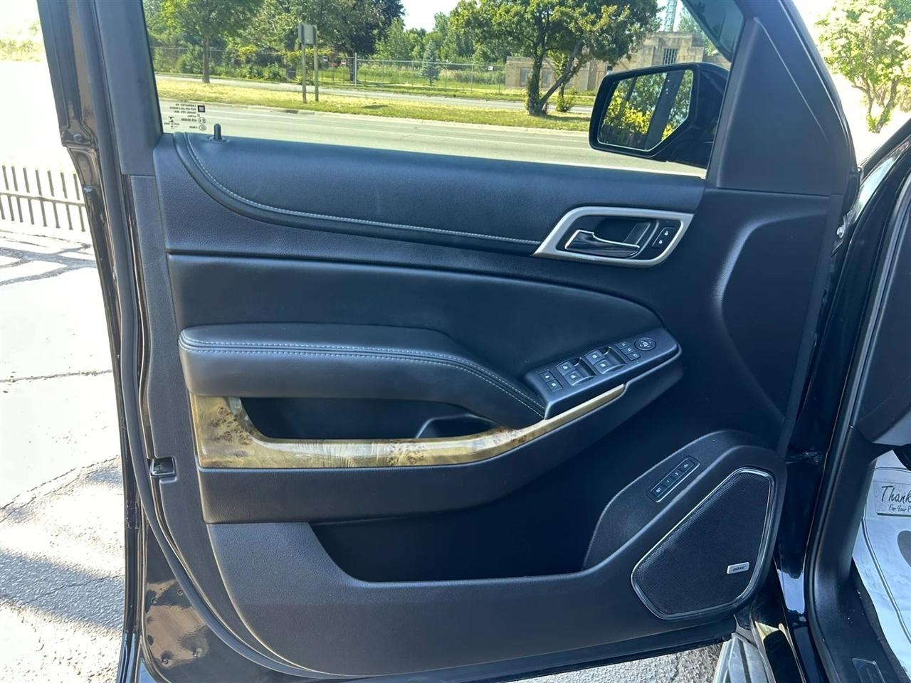 GMC Yukon Denali 4WD 2016