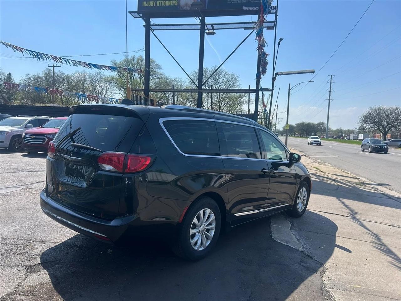 Chrysler Pacifica Touring-L 2019