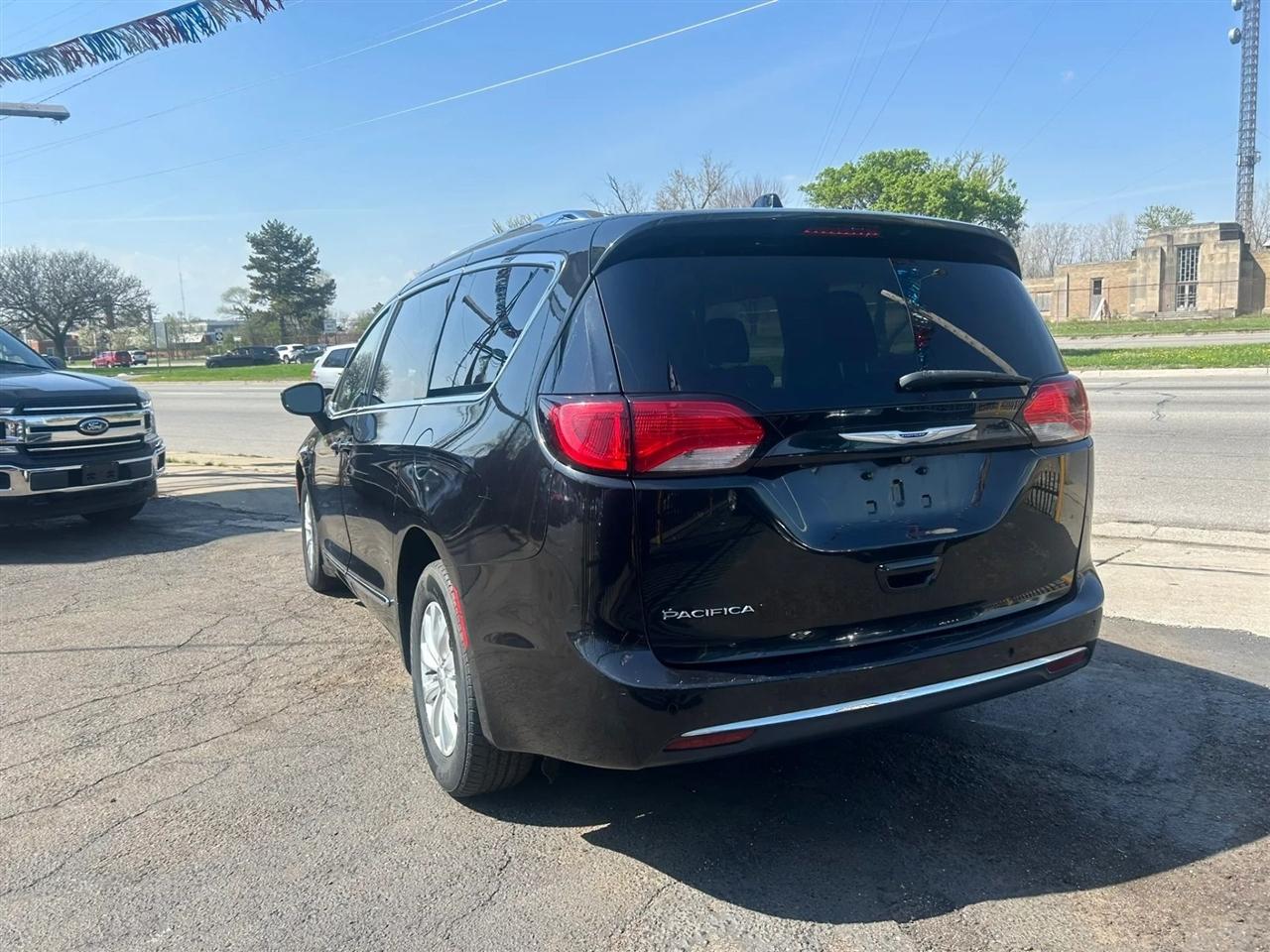 Chrysler Pacifica Touring-L 2019