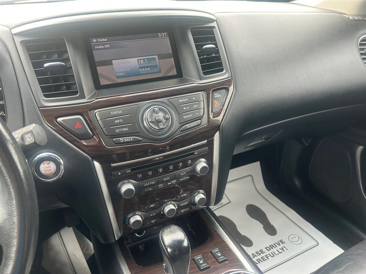 Nissan Pathfinder SL 4WD 2014