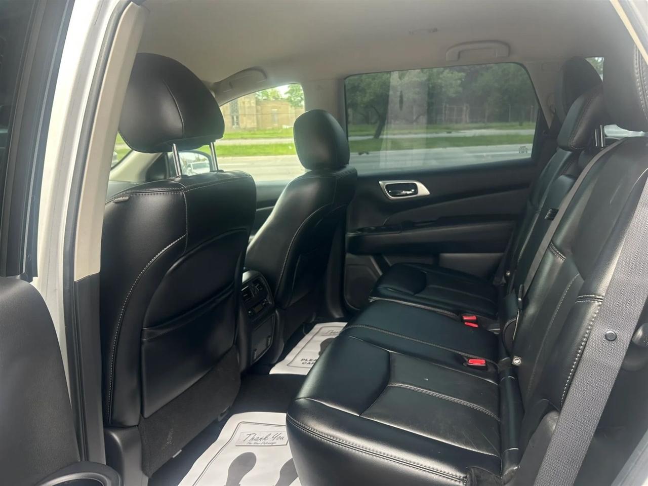 Nissan Pathfinder SL 4WD 2014