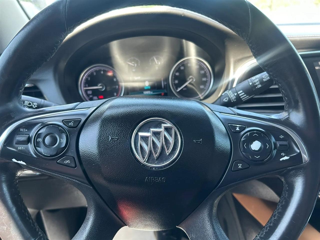 Buick Enclave Essence AWD 2019