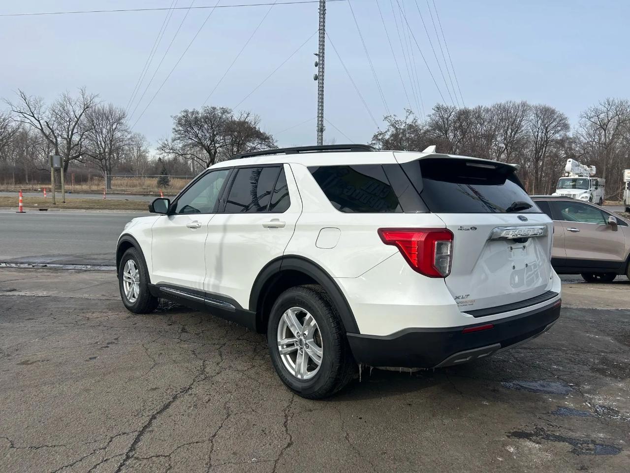 Ford Explorer XLT AWD 2020