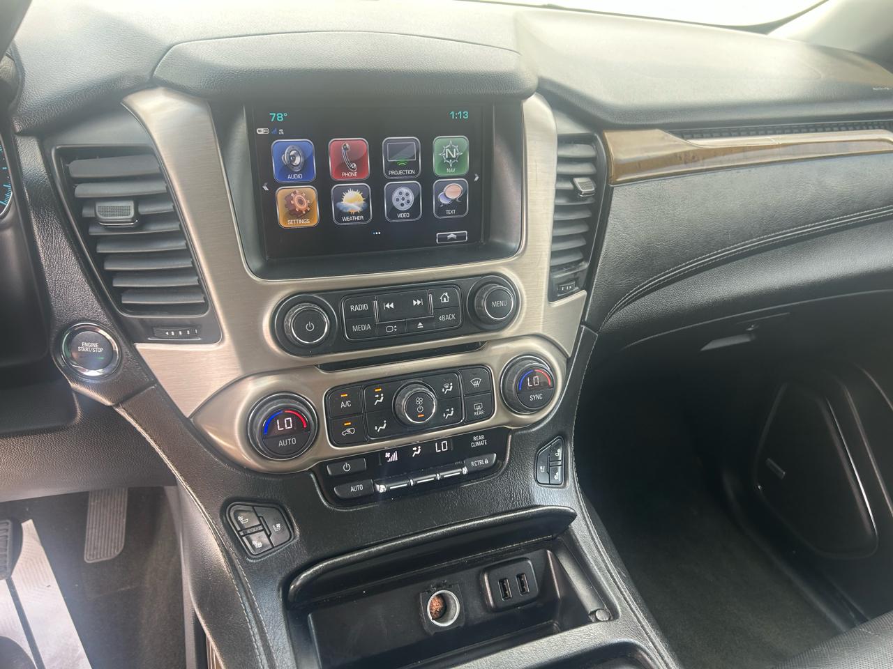 GMC Yukon XL Denali 4WD 2017