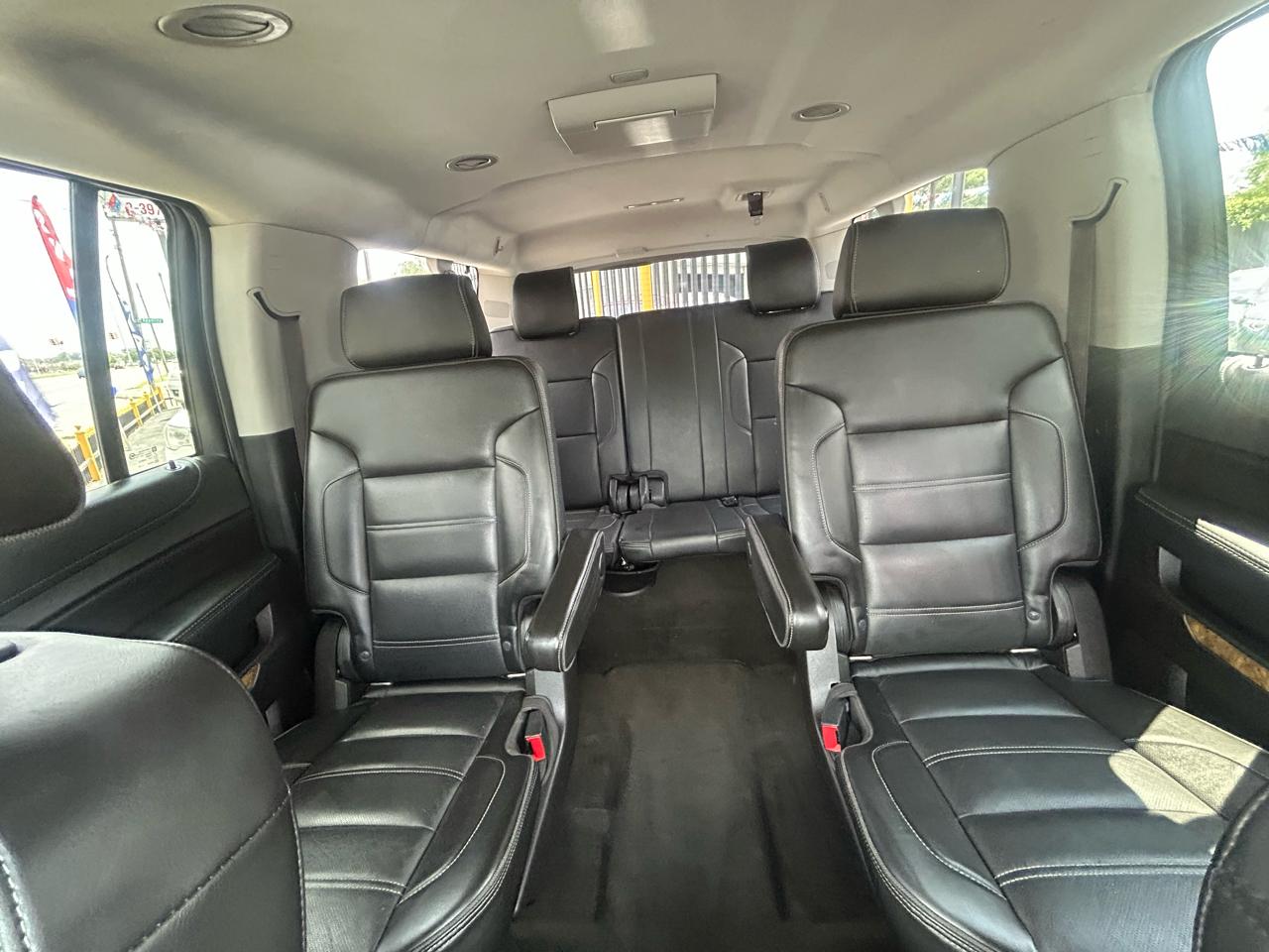GMC Yukon XL Denali 4WD 2017