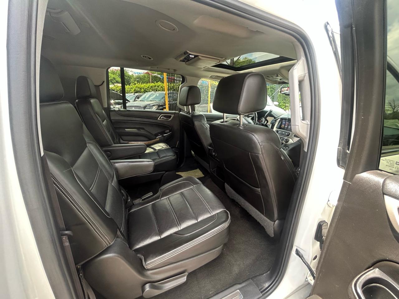 GMC Yukon XL Denali 4WD 2017