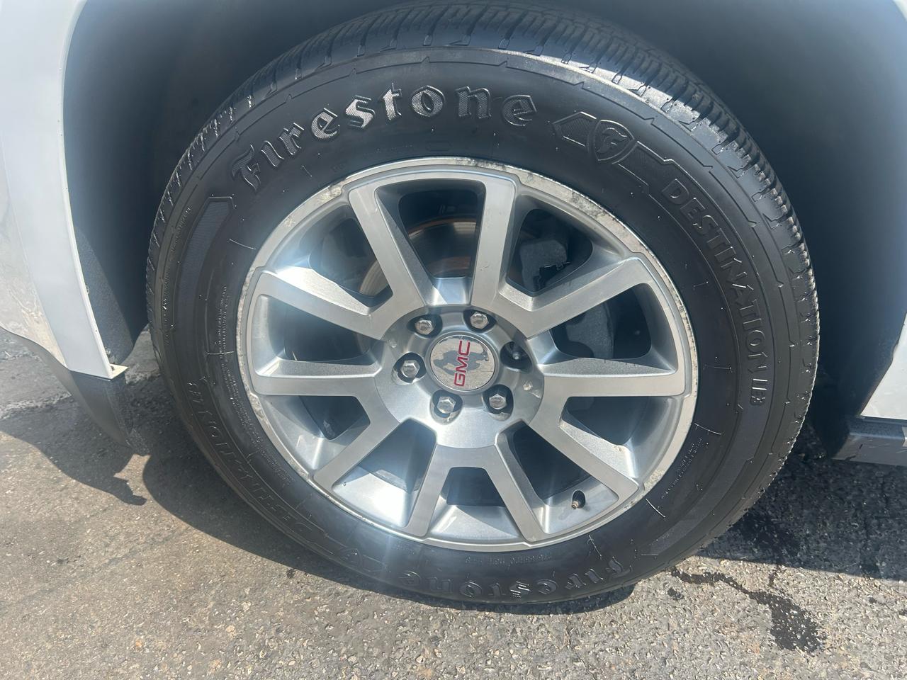 GMC Yukon XL Denali 4WD 2017