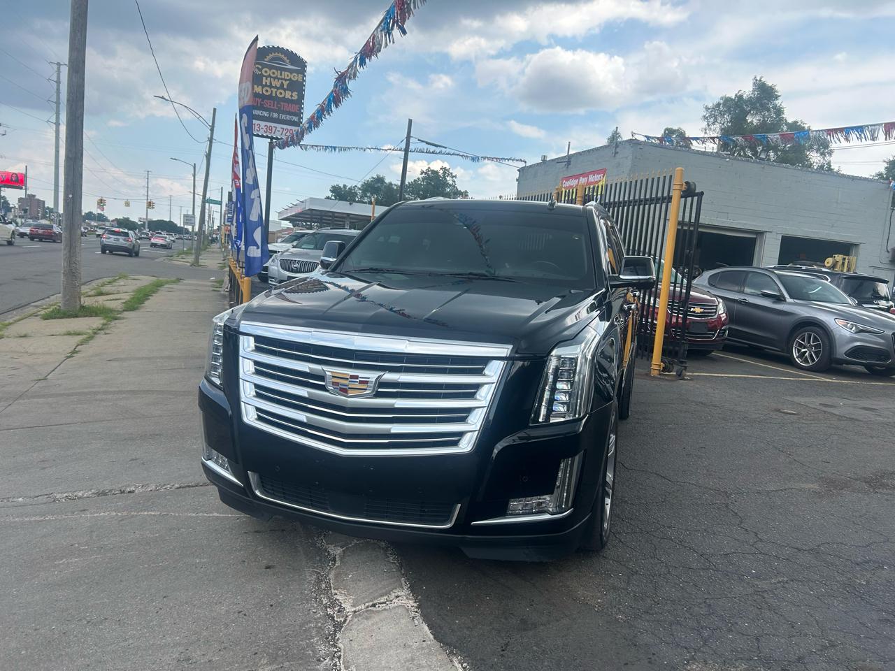 Cadillac Escalade Platinum 4WD 2015