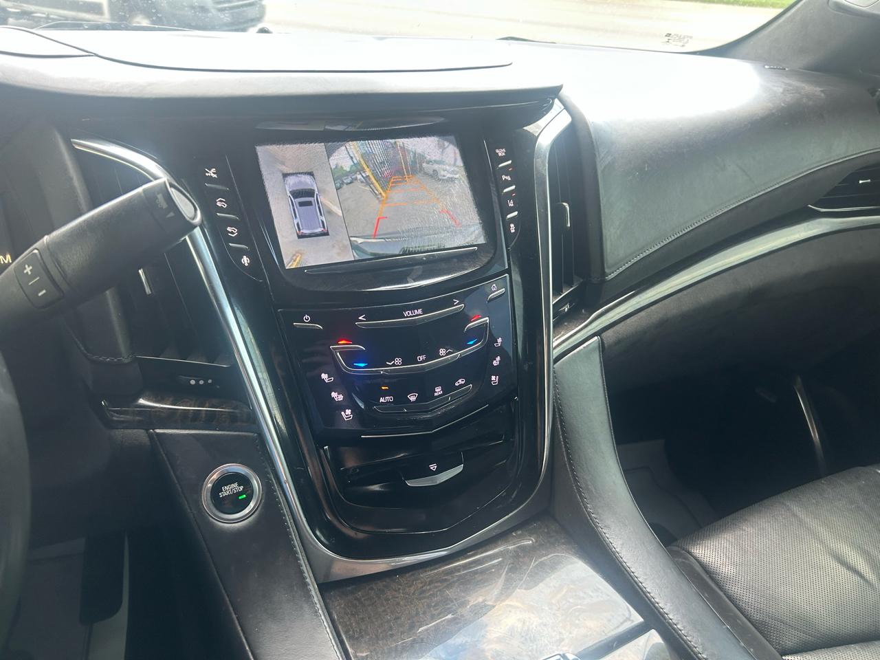 Cadillac Escalade Platinum 4WD 2015