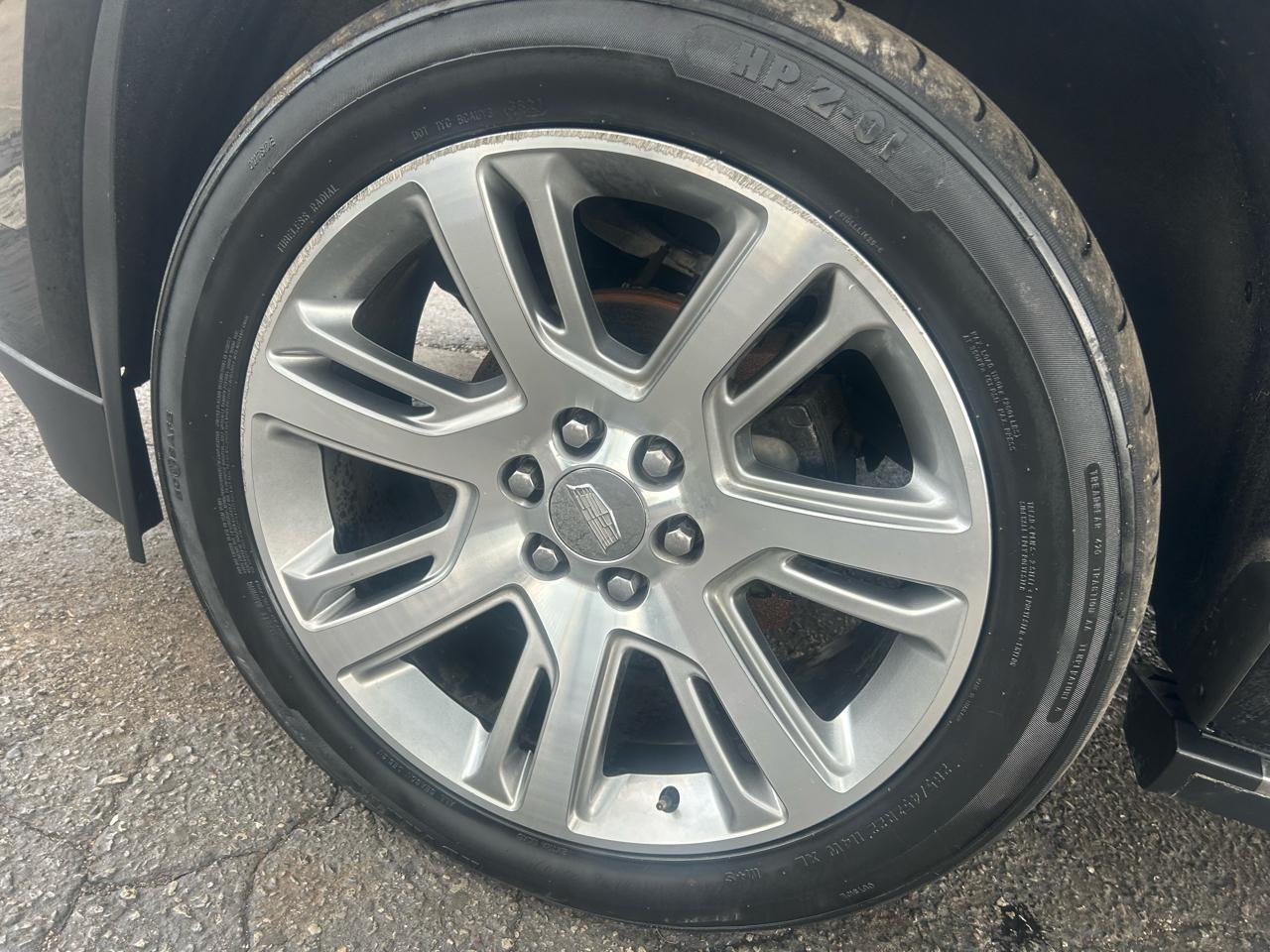 Cadillac Escalade Platinum 4WD 2015
