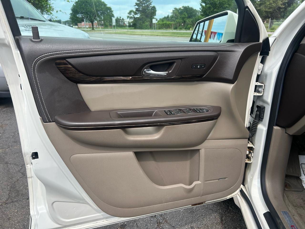 GMC Acadia Denali AWD 2015
