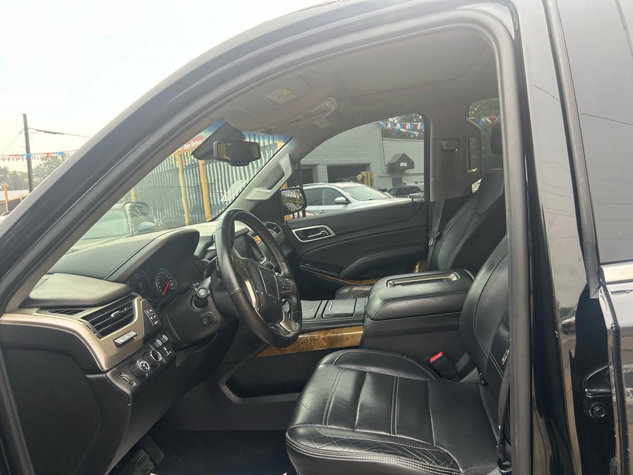 GMC Yukon XL Denali 4WD 2017