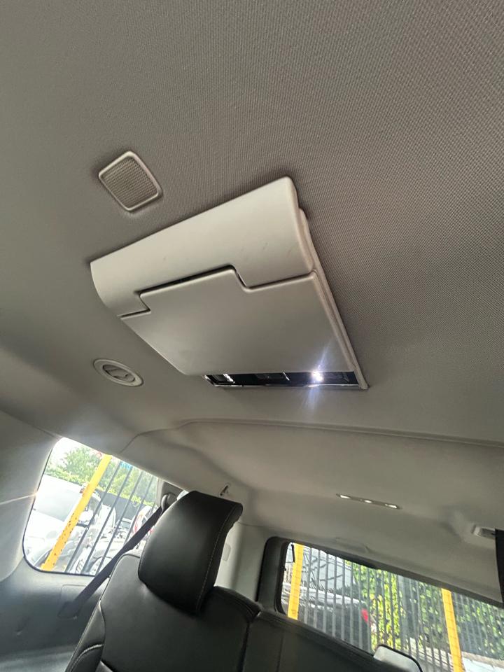 GMC Yukon XL Denali 4WD 2017