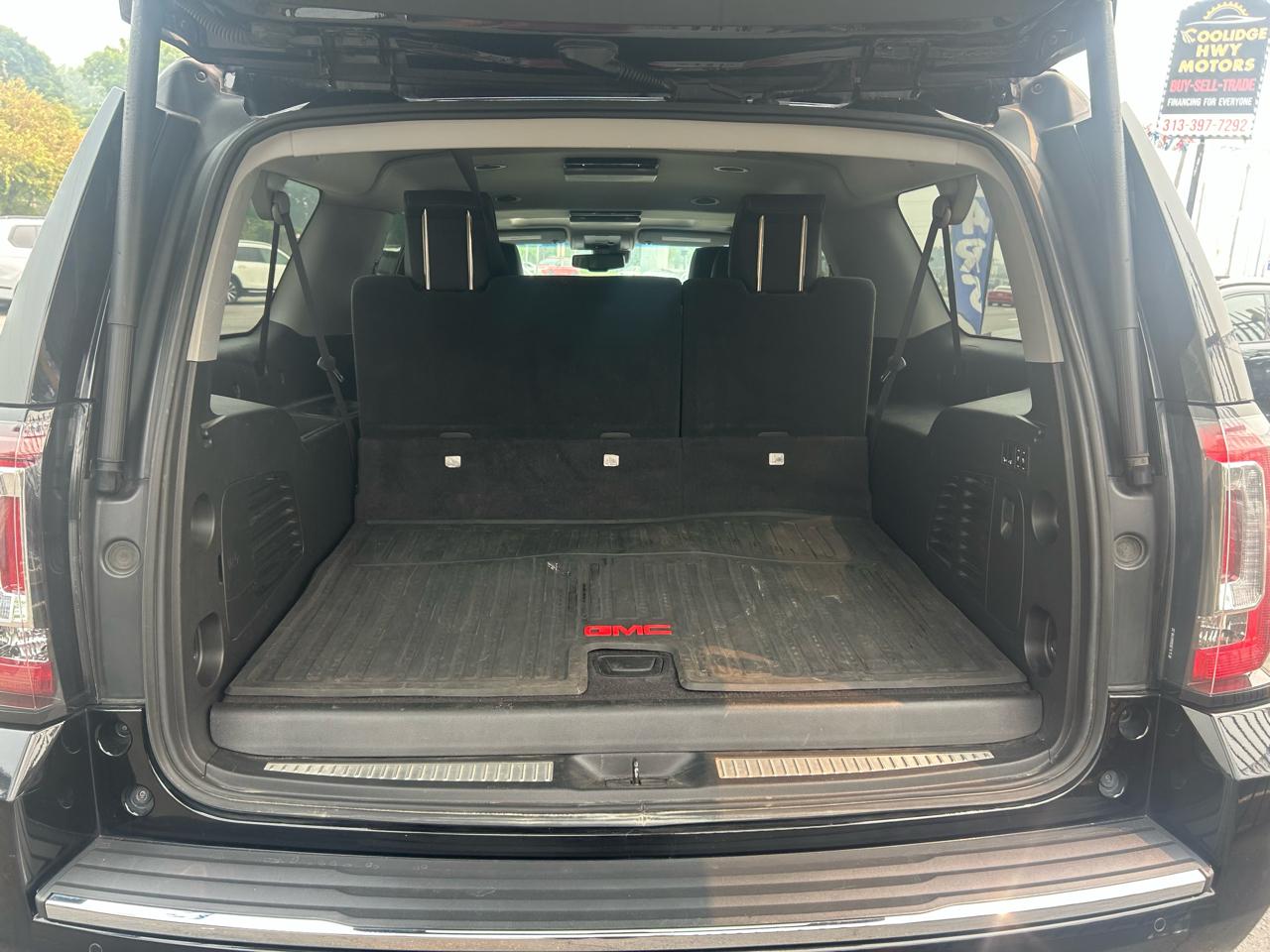 GMC Yukon XL Denali 4WD 2017