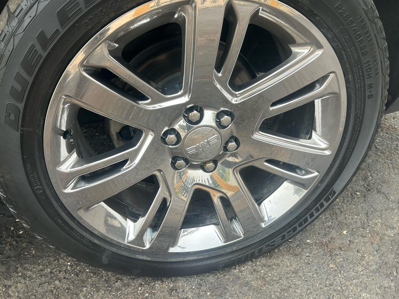 GMC Yukon XL Denali 4WD 2017