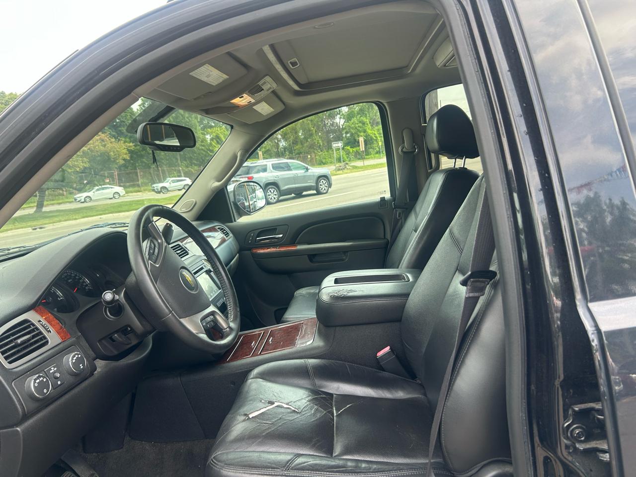 Chevrolet Tahoe LTZ 4WD 2013