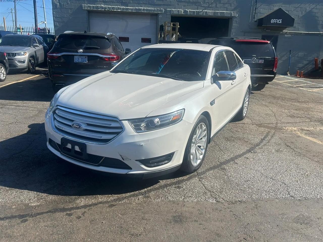 2018 Ford Taurus Limited FWD