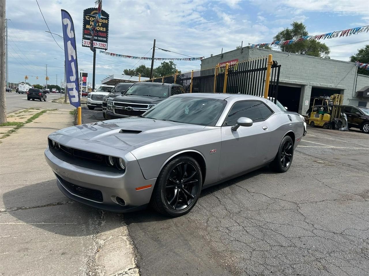 2016 Dodge Challenger R/T Plus
