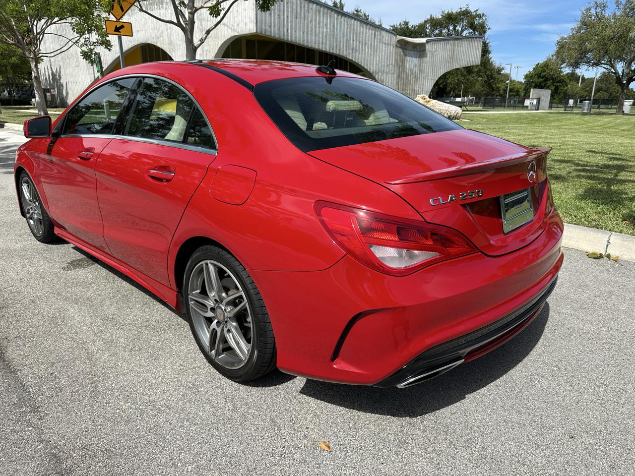 Mercedes-Benz CLA 4dr Sdn CLA 250 FWD 2017