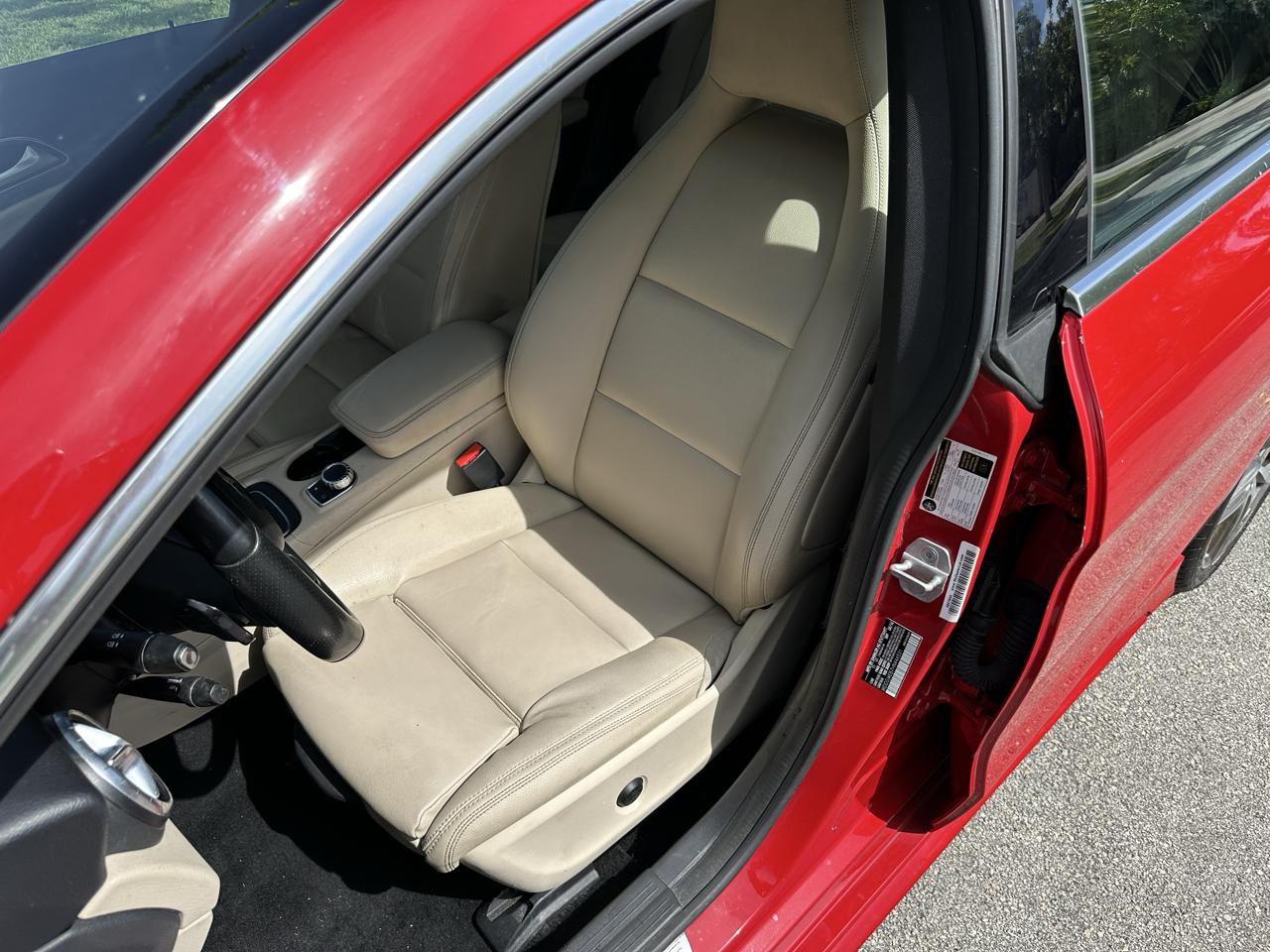 Mercedes-Benz CLA 4dr Sdn CLA 250 FWD 2017