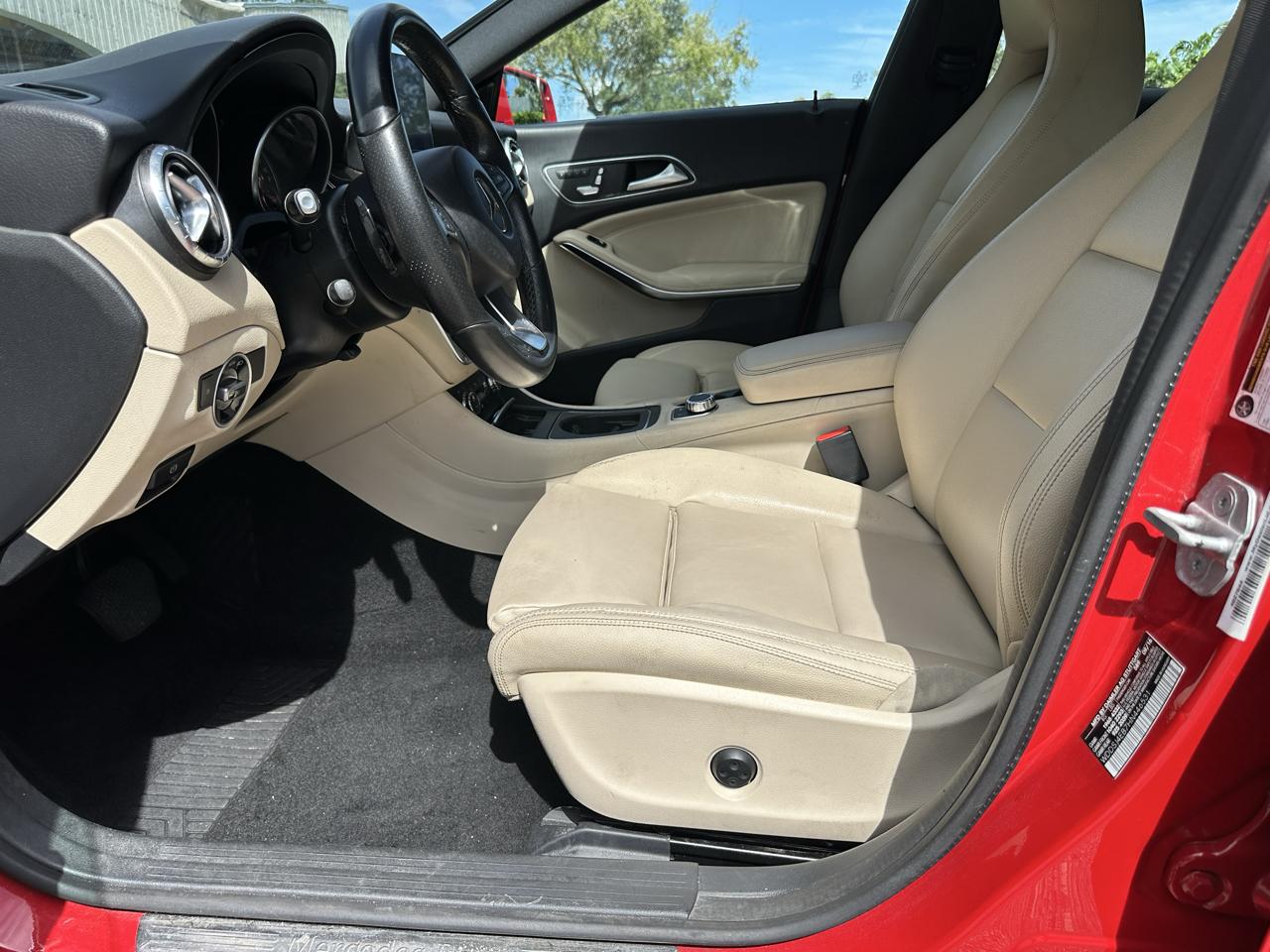 Mercedes-Benz CLA 4dr Sdn CLA 250 FWD 2017