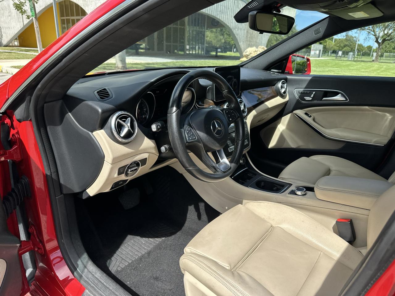Mercedes-Benz CLA 4dr Sdn CLA 250 FWD 2017