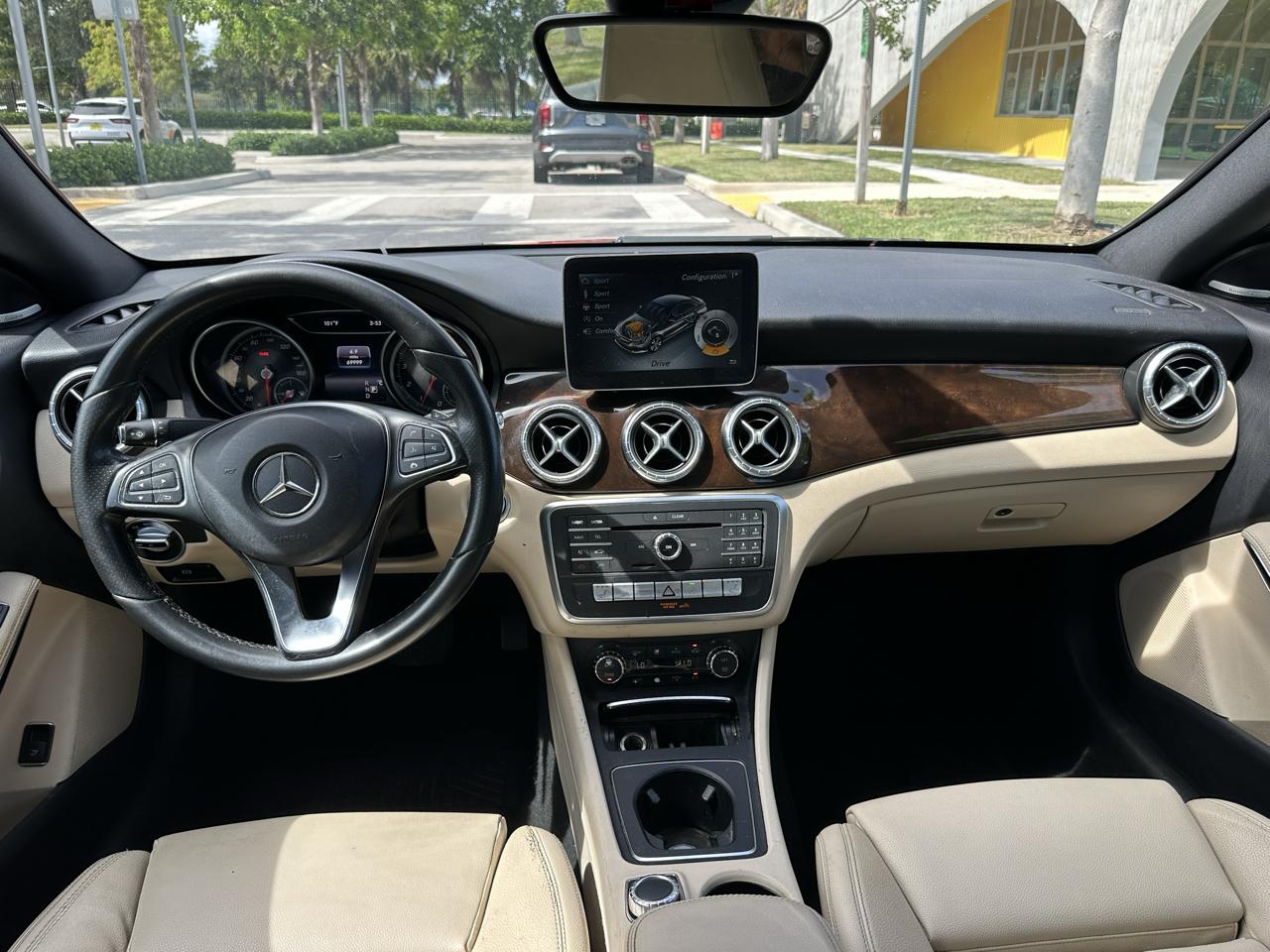Mercedes-Benz CLA 4dr Sdn CLA 250 FWD 2017