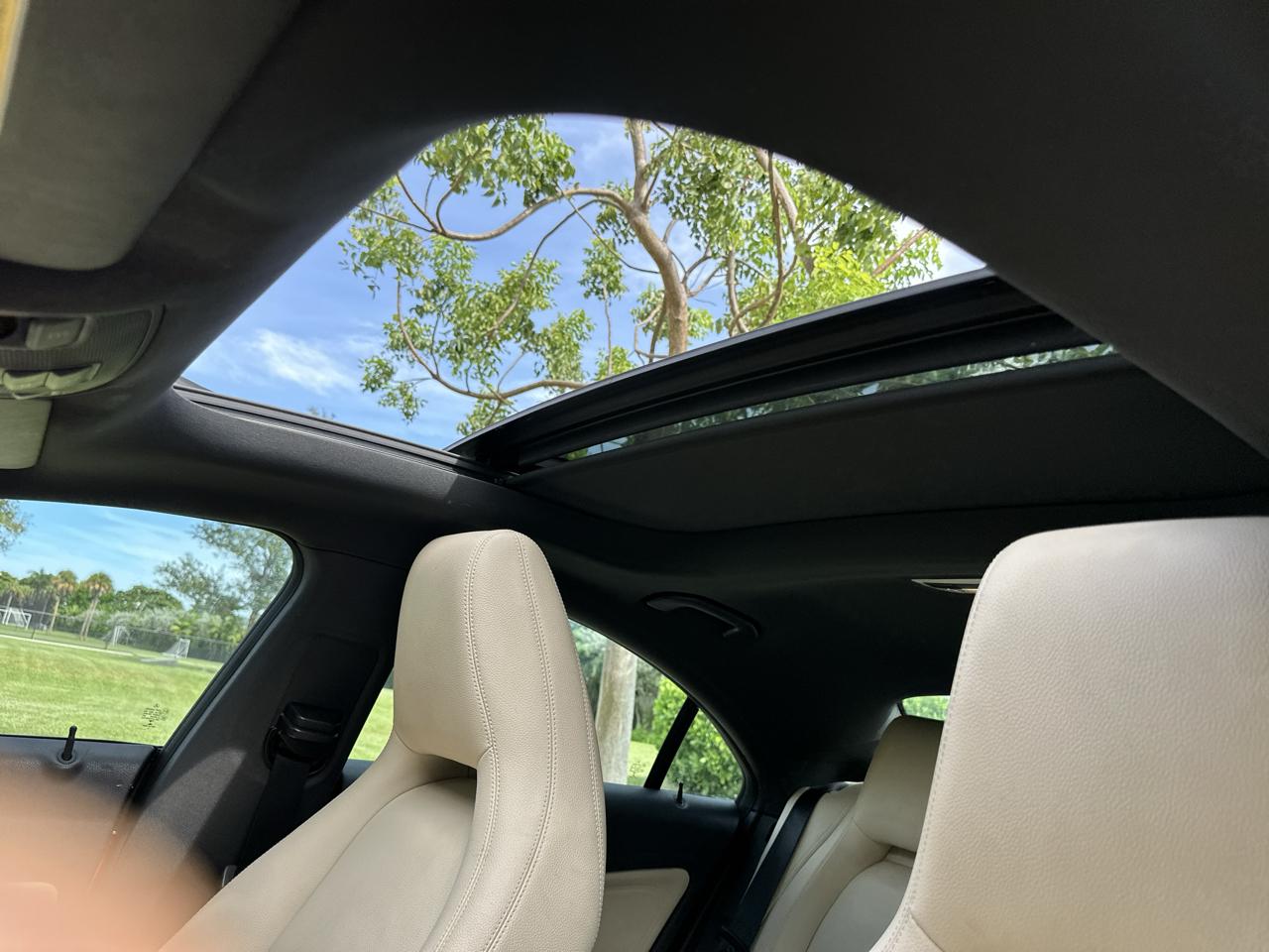 Mercedes-Benz CLA 4dr Sdn CLA 250 FWD 2017