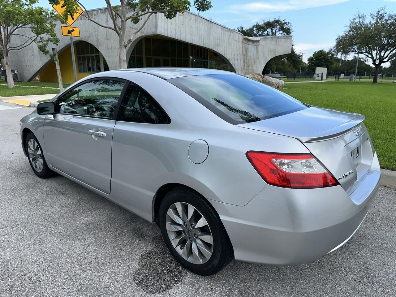 Honda Civic Cpe 2dr Auto EX 2010